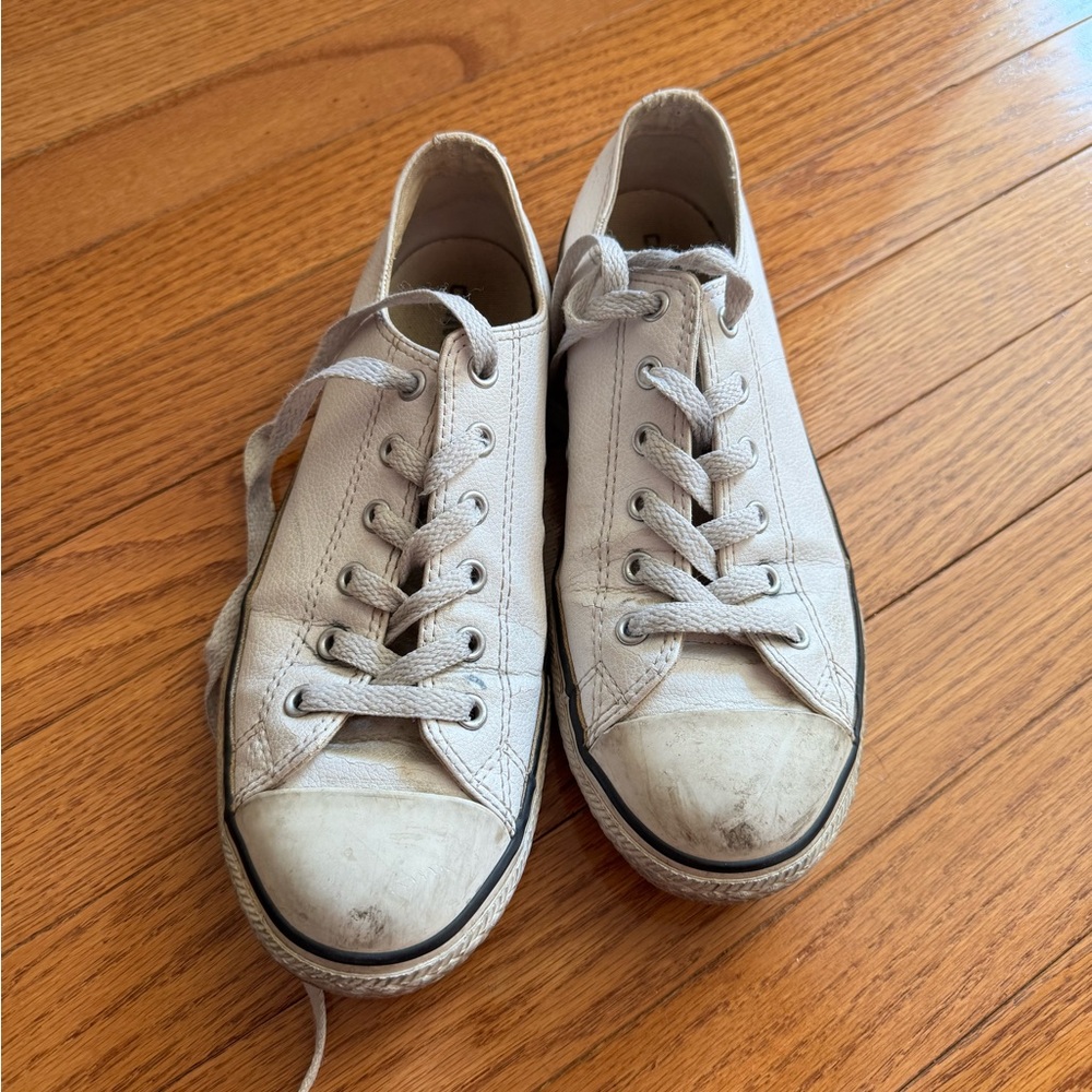 Used White Leather Converse Sneakers